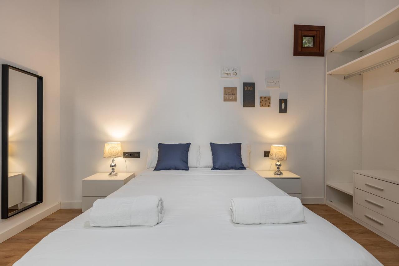 Apartamentos Granada Deluxe 3000 Bagian luar foto