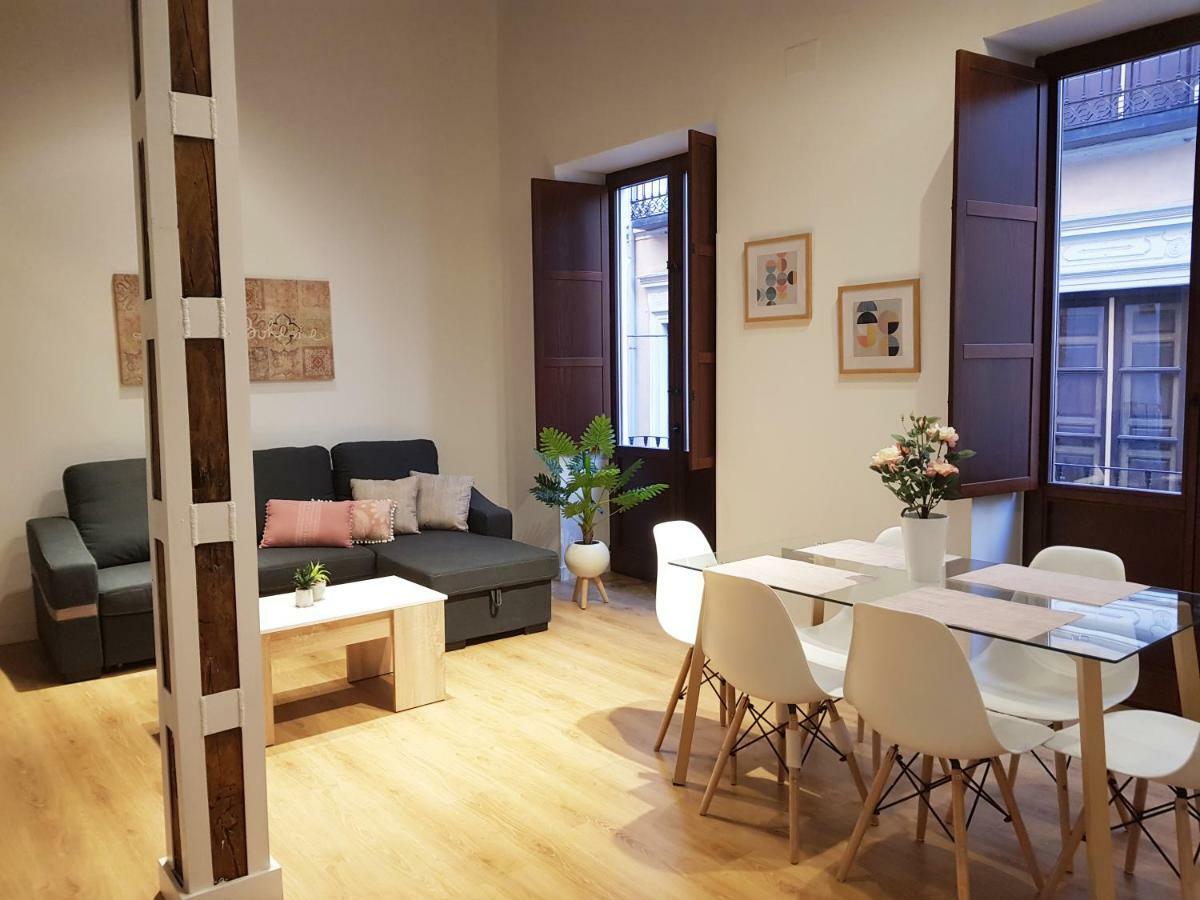 Apartamentos Granada Deluxe 3000 Bagian luar foto